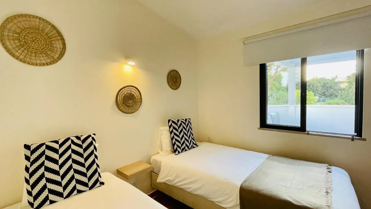 Neridas Villa By Check-In Portugal Quarteira 0*,